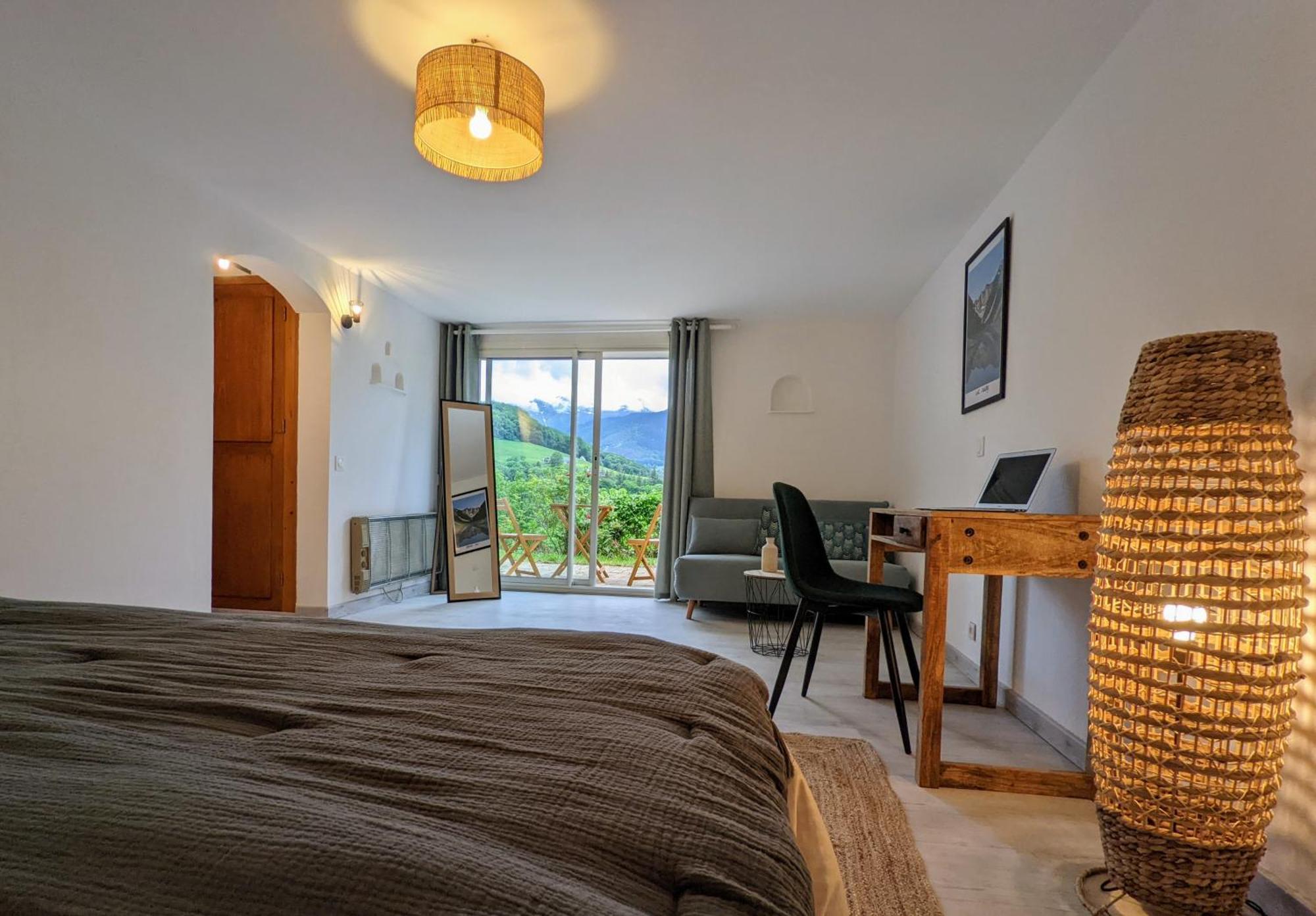 La Bigourdane Grand Gite Confortable & Spa Campan Exterior foto